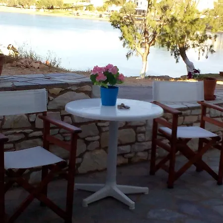 Bocamviglies By The Sea